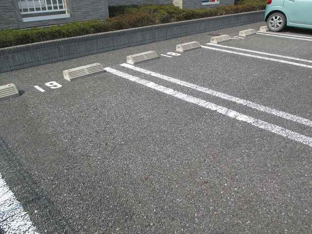 コルティーレ　Ｂの駐車場
