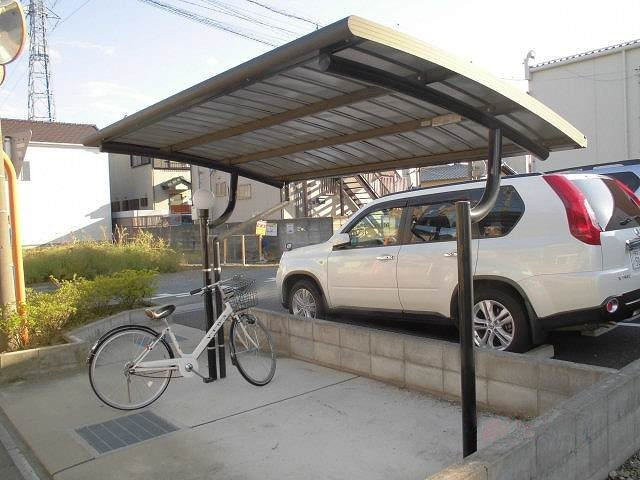 レオネクストウエストＡｙａのその他|屋根付き駐輪場