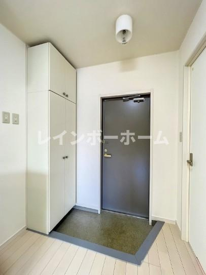 Bell Wood Jの玄関
