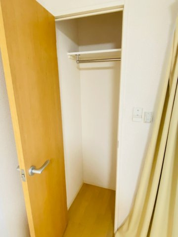 内装は落ち着いています