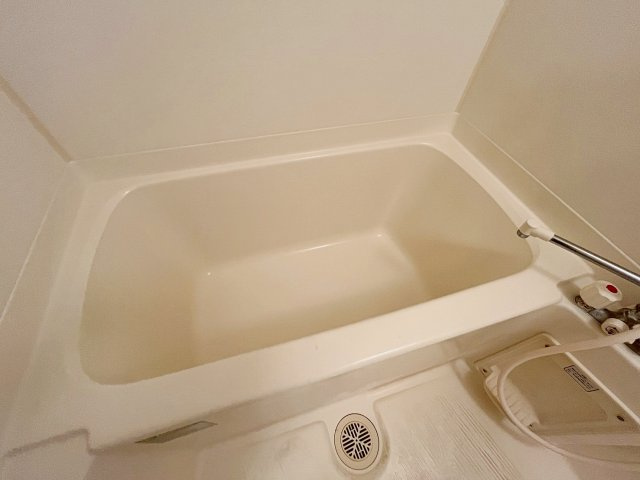 サンボナール・コートの浴室|コンパクトで使いやすいお風呂です