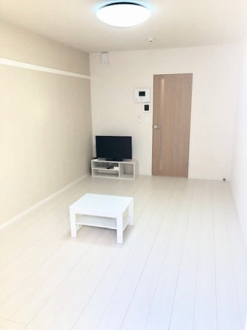 クレイノカーサ　カリーナの居間・リビング