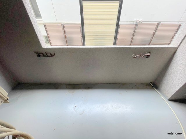イーズ千里山　仲介手数料無料のバルコニー