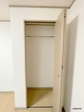 イーズ千里山　仲介手数料無料の収納