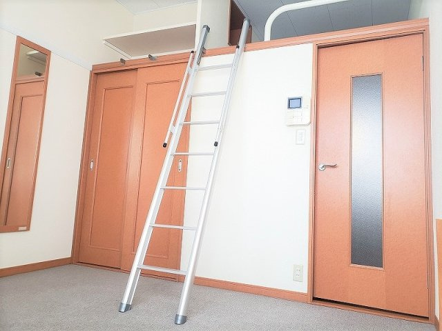 レオパレスフローラの内装