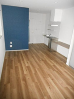 落ち着いて過ごせるお部屋なので、寝室にいかがでしょうか