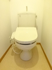 シンプルで使いやすいトイレです