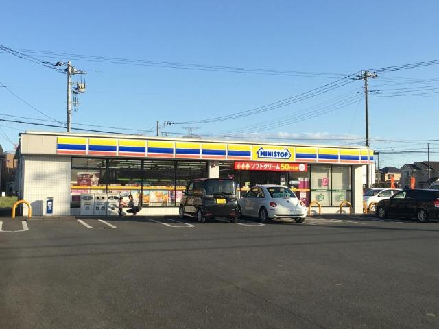 ミニストップ鶴ヶ島新田店まで612ｍ