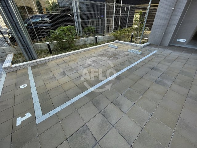 コスモリード大阪福島のその他共用部分|コスモリード大阪福島（旧名：レジュールアッシュOSAKA福島）　駐車場