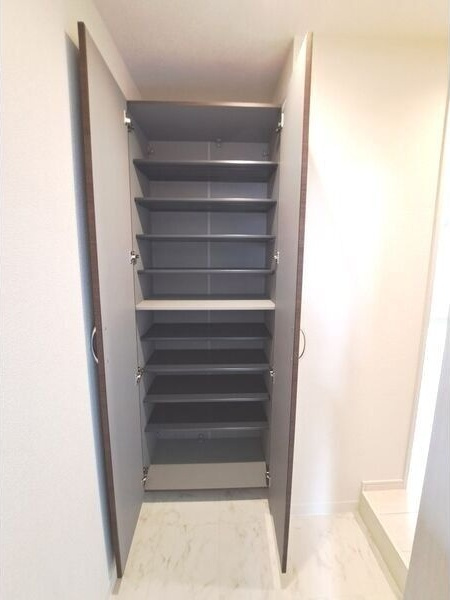 リーブルファイン本城町の収納