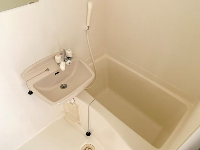 ゆったり過ごせるお風呂です