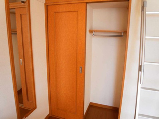 同タイプ部屋の写真となり設備等は現況と異なる場合があります