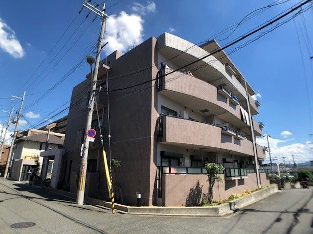 ユー・アンド・ミーの外観