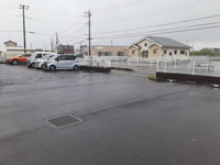 駐車場に車を止められます