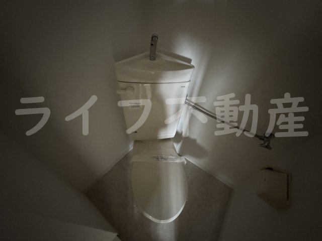 八栄マンションのトイレ|落ち着いたトイレです