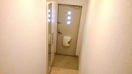 ゆったりとした玄関です