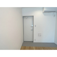 明るい色調の室内です