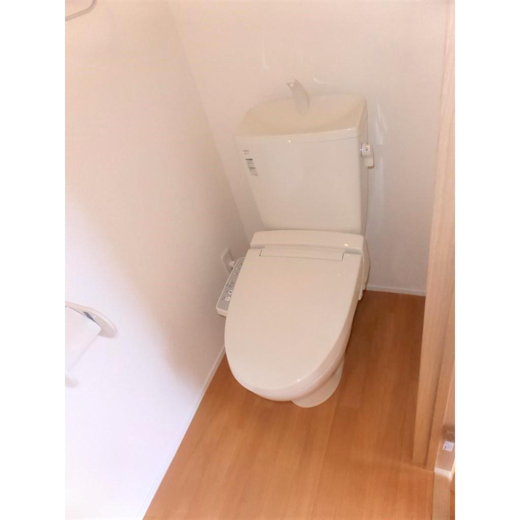 清潔感のあるトイレです