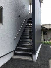落ち着いたエントランスです