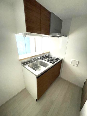 【キッチン】 | ＳＨＯＫＥＮ　Ｒｅｓｉｄｅｎｃｅ横浜大口 | 同物件別部屋写真