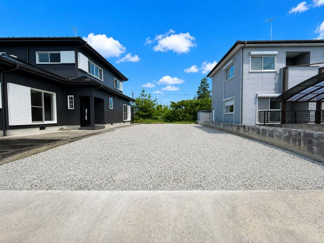 蒲生郡日野町石原の駐車場