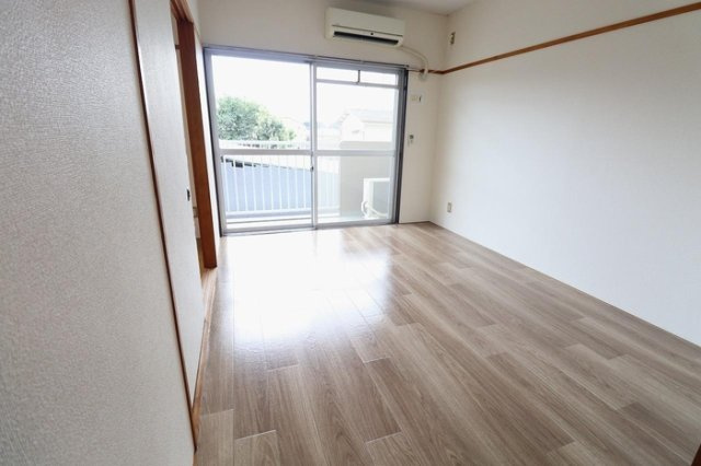 第３山忠マンションの居間・リビング|※同間取り203号室