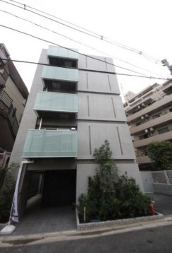 【外観】 | プライマル杉並方南町 | 鉄筋コンクリート造のがっちりとした建物。