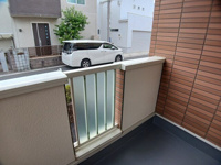外からの目が気にならないバルコニーで洗濯物が干せます