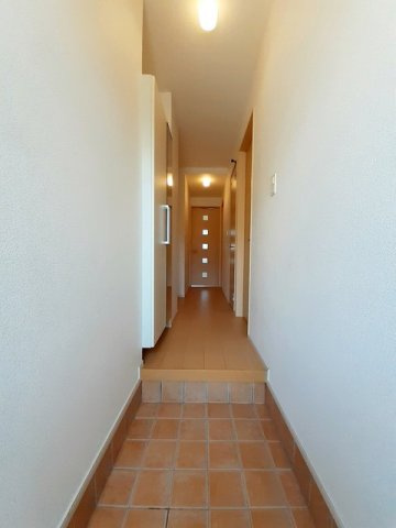 毎日通る玄関はこちらです