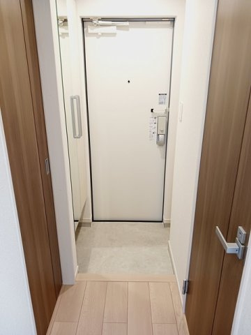 毎日通る玄関はこちらです