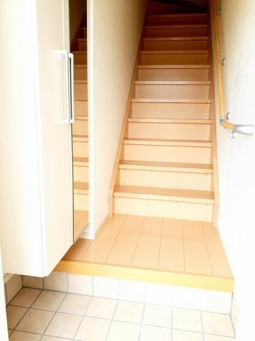 落ち着いた玄関です