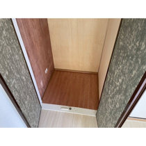 内装は落ち着いています