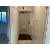 シンプルで使いやすい玄関です