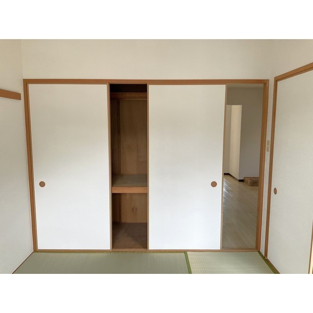中はこのようになっています
