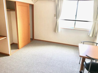こちらのリビングで趣味の時間をお楽しみください