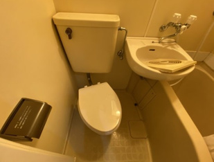 清潔感のあるトイレです