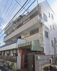 落ち着いた雰囲気の外観です