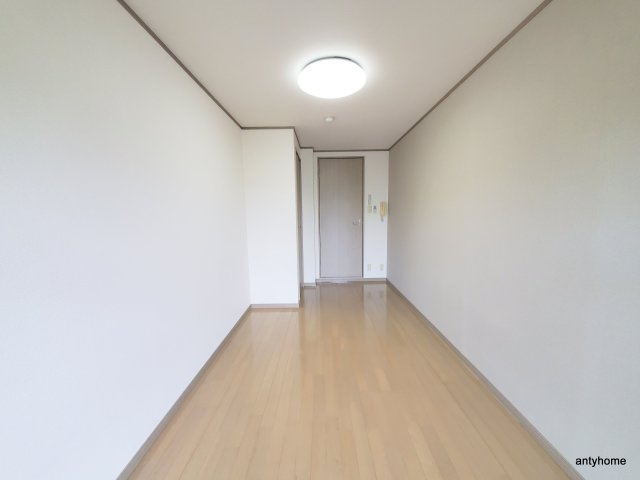 イーズ千里山　仲介手数料無料の寝室