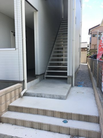 ゆとりのあるエントランスです