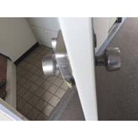 明るい玄関です