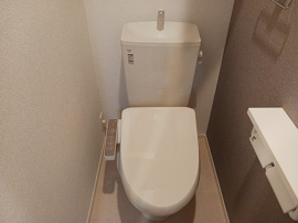 ゆったりとした空間のトイレです