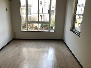 使い勝手のいい寝室です