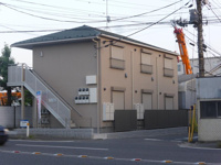 落ち着いた雰囲気の外観です