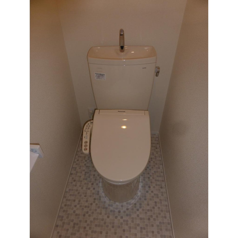 シンプルで使いやすいトイレです