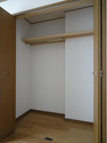 たっぷりとした収納スペースです