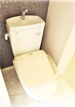シンプルで使いやすいトイレです