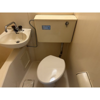 シンプルで使いやすいトイレです