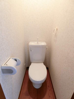 シンプルで使いやすいトイレです