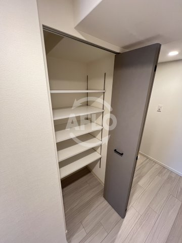 S-RESIDENCE阿波座bouncyの収納|S-RESIDENCE阿波座bouncy　クローゼット
