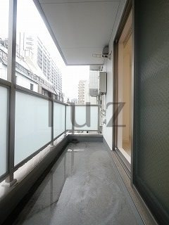 川崎レジデンシィズのバルコニー